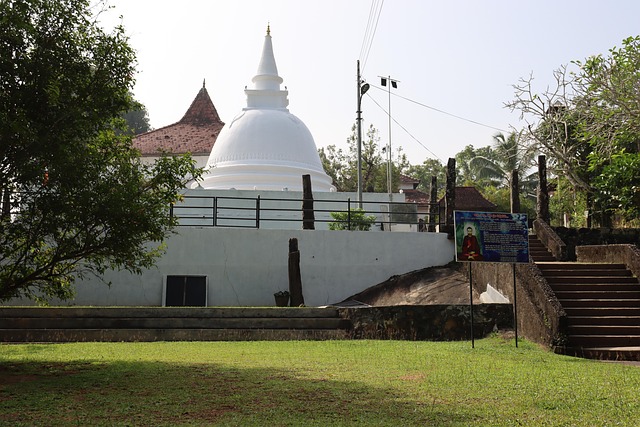 Visit Galapata Raja Maha Vihara Temple